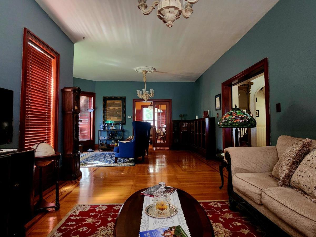 Downen House Bed & Breakfast Pueblo Extérieur photo