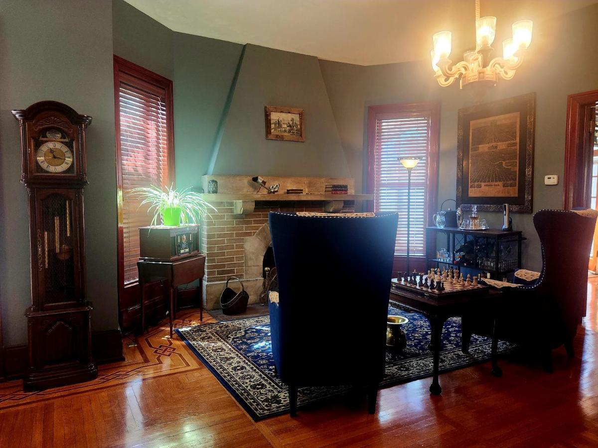 Downen House Bed & Breakfast Pueblo Extérieur photo